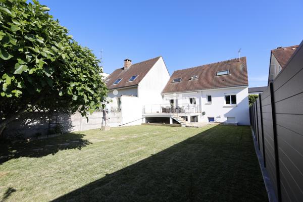 Maison 5 pièces - 195 m²