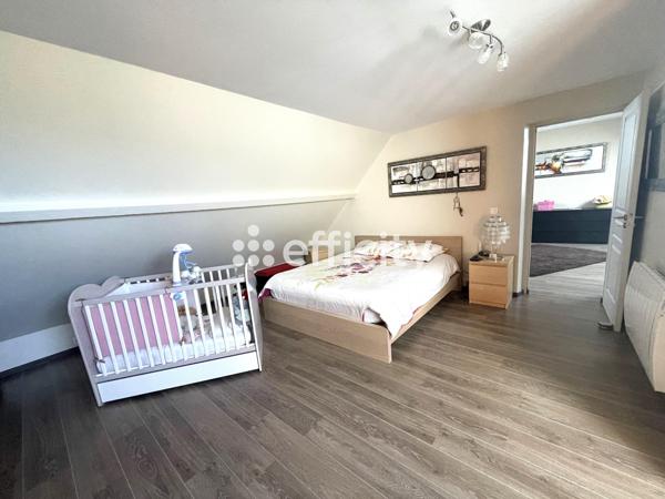 Maison 5 pièces - 195 m²