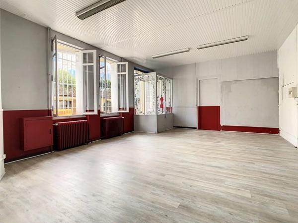 Location Fonds de commerce 1 pièces à Le Bugue