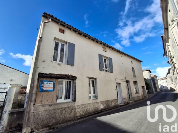 House for sale 4 rooms 121 m² Beauvais-sur-Matha