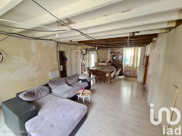 House for sale 4 rooms 121 m² Beauvais-sur-Matha