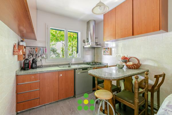 Maison
         4 pièces
        - 86 m² 295 000 € *