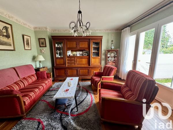 Maison 5 pièces de 106 m² à Gond-Pontouvre (16160)