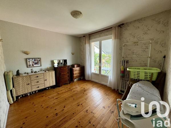 Maison 5 pièces de 106 m² à Gond-Pontouvre (16160)