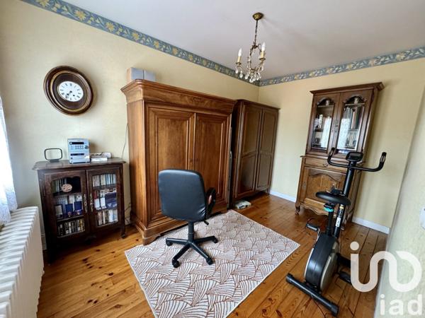 Maison 5 pièces de 106 m² à Gond-Pontouvre (16160)