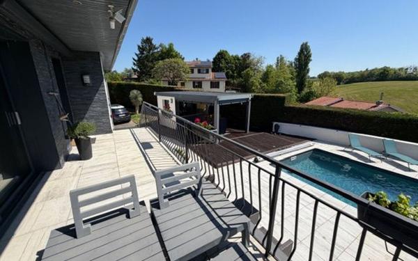 Maison à vendre    7 pièces • 210 m2 Genay
