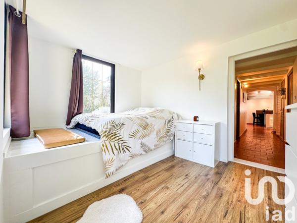 Maison traditionnelle 5 pièces de 92 m² à Alzonne (11170)