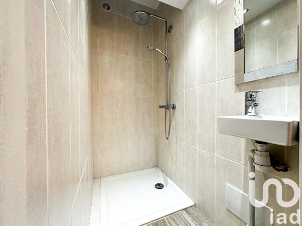 Maison traditionnelle 5 pièces de 92 m² à Alzonne (11170)