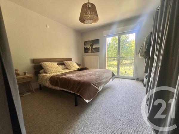 Maison à vendre  5 pièces - 140 m 2   CUFFY  - 18
