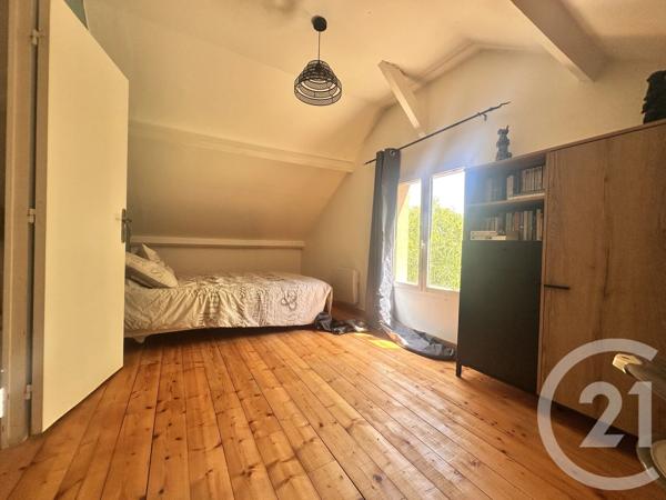 Maison à vendre  5 pièces - 140 m 2   CUFFY  - 18