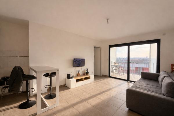 T2 lumineux de 42 m² avec terrasse plein sud, vue dégagée – face métro Borderouge