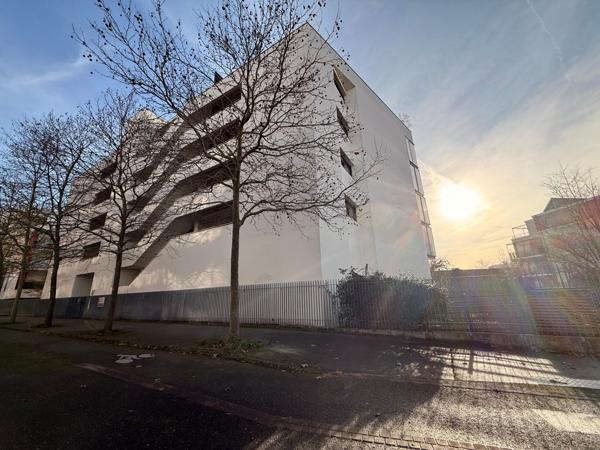 T2 lumineux de 42 m² avec terrasse plein sud, vue dégagée – face métro Borderouge