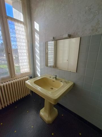 Maison à vendre, 7 pièces - Chauvigny 86300