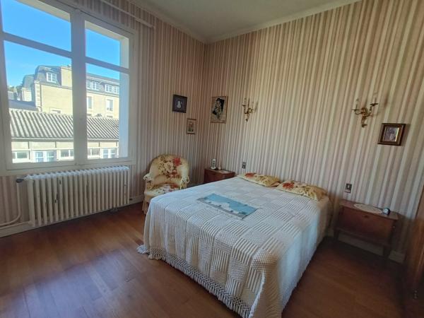 Maison à vendre, 7 pièces - Chauvigny 86300