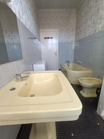 Maison à vendre, 7 pièces - Chauvigny 86300