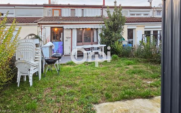 Maison à vendre    4 pièces •  Fosses