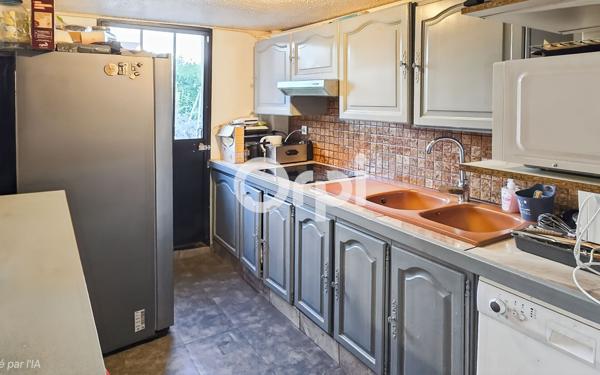 Maison à vendre    4 pièces •  Fosses