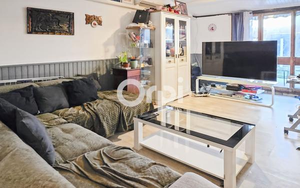 Maison à vendre    4 pièces •  Fosses