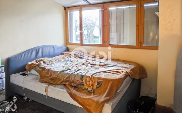 Maison à vendre    4 pièces •  Fosses