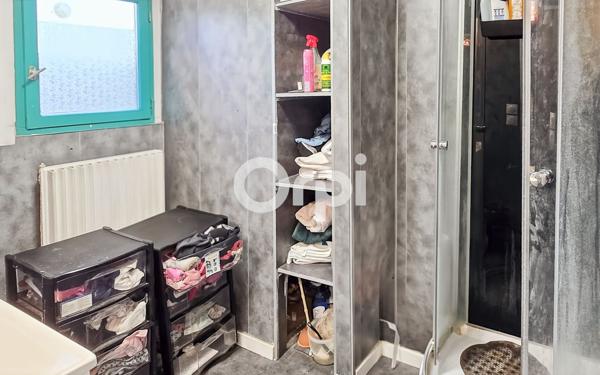 Maison à vendre    4 pièces •  Fosses