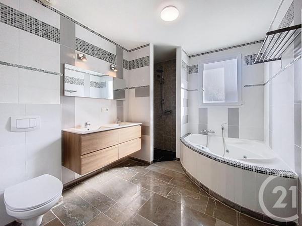 Maison à vendre  5 pièces - 120 m2 ST GERMAIN LAPRADE - 43