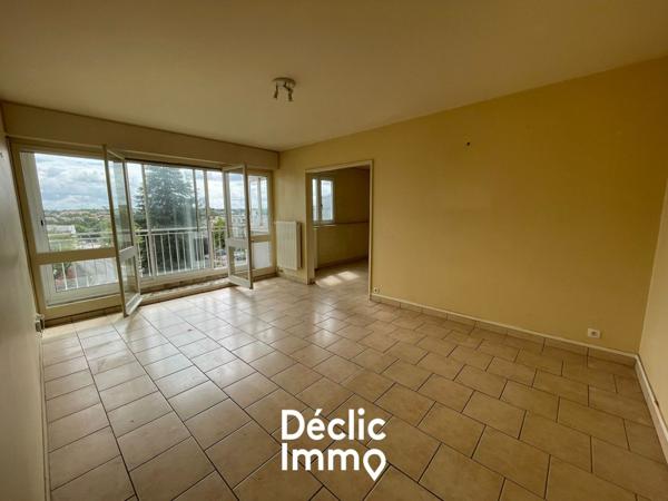 Vente appartement en résidence La roche sur yon, 80m² 4 pièces 123 000€ avec balcon