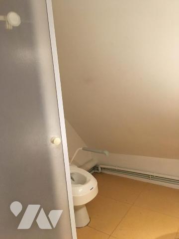 Une maison d'habitation de 55 m² 
comprenant; 
Au rez-de-chaussée ; Entrée, séjour, cuisine, WC...