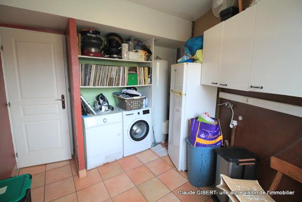 Poussan (34560) Maison T5 de plain-pied avec piscine, garage sur une parcelle de 583 m2 proche du centre-ville de Poussan