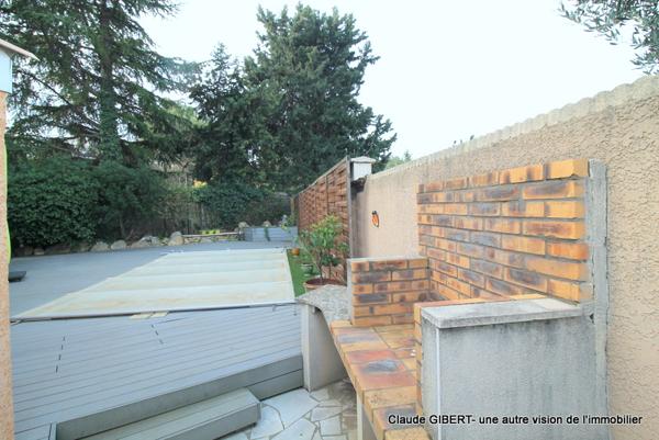 Poussan (34560) Maison T5 de plain-pied avec piscine, garage sur une parcelle de 583 m2 proche du centre-ville de Poussan