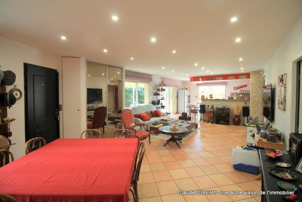 Poussan (34560) Maison T5 de plain-pied avec piscine, garage sur une parcelle de 583 m2 proche du centre-ville de Poussan