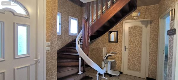 Maison à vendre à Guilers dans le Finistère (29820), ref : VENT29149-153   
centre bourg