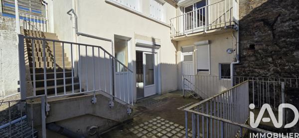 Immeuble à vendre 127 m² Cholet