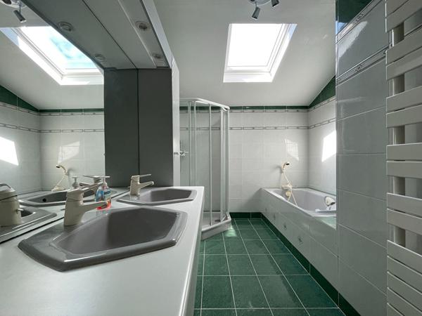 Maison familiale 147 m² avec piscine - Proche mer, environnement calme