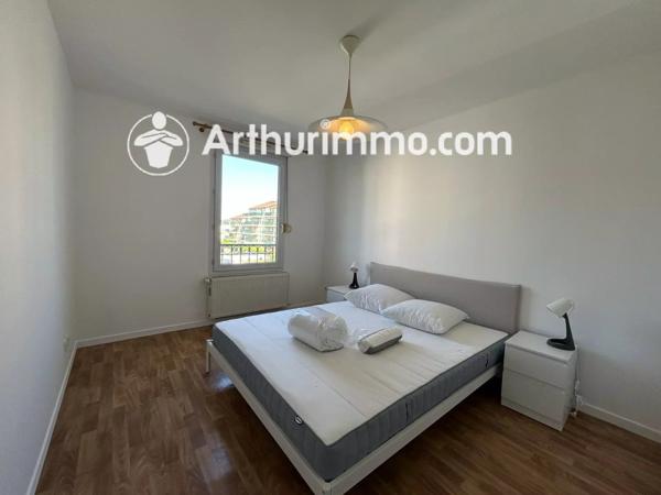 Vente Appartement 3 pièces 66 m2 à Décines-Charpieu