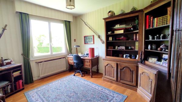 Maison 8 pièces à vendre Châtellerault - 86100 / Réf: 11996