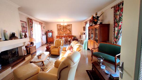 Maison 8 pièces à vendre Châtellerault - 86100 / Réf: 11706