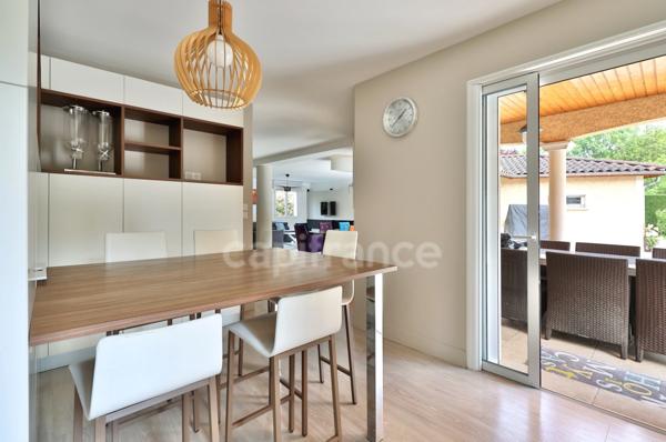 Maison à vendre 6 pièces TASSIN LA DEMI LUNE (69) Bourg