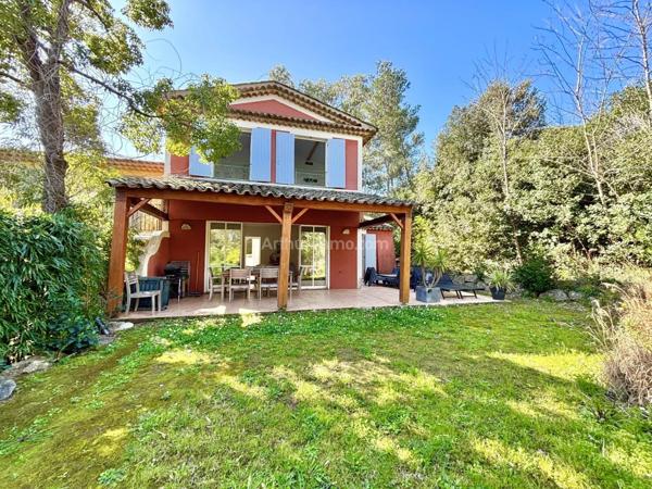 Vente Maison 5 pièces 110 m2 à Grimaud