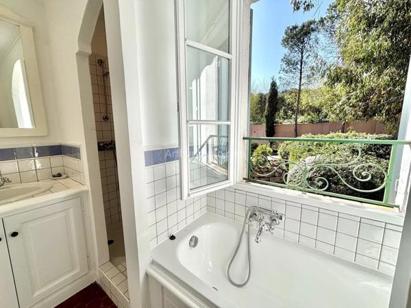 Vente Maison 5 pièces 110 m2 à Grimaud