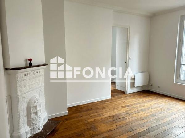 Location Appartement 3 pièces 44.01 m² - 90 RUE DU MONT-CENIS Paris 75018