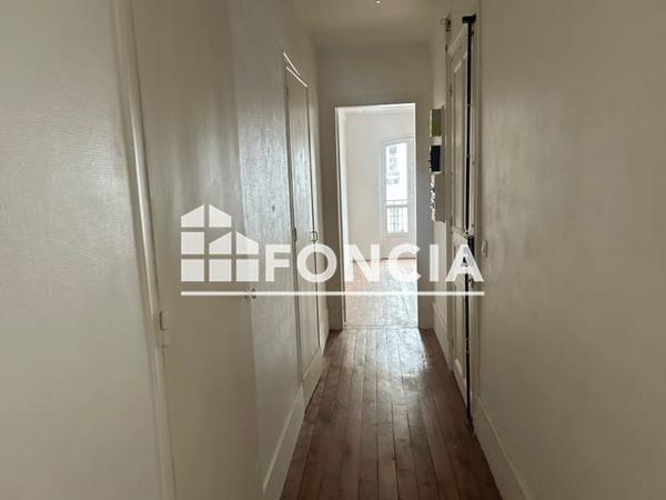 Location Appartement 3 pièces 44.01 m² - 90 RUE DU MONT-CENIS Paris 75018