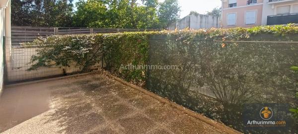 Vente                                                      Appartement
                        
                     1 pièces                      27 m2                     à Le Plessis-Pâté