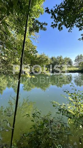 Secteur Saint Liguaire Terrain constructible de 1440 m²