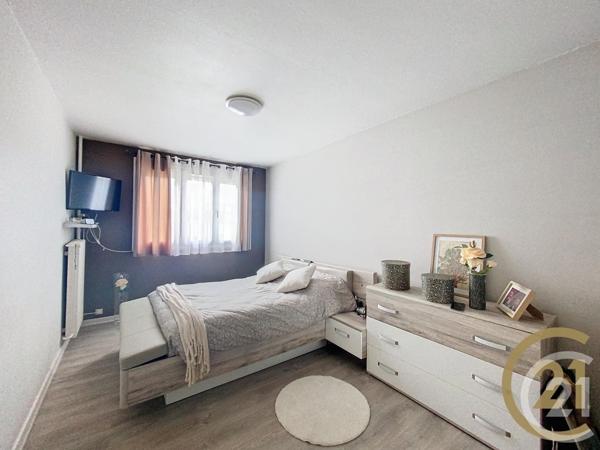 Appartement F5 à vendre  5 pièces - 92,63 m2 MONTBELIARD - 25