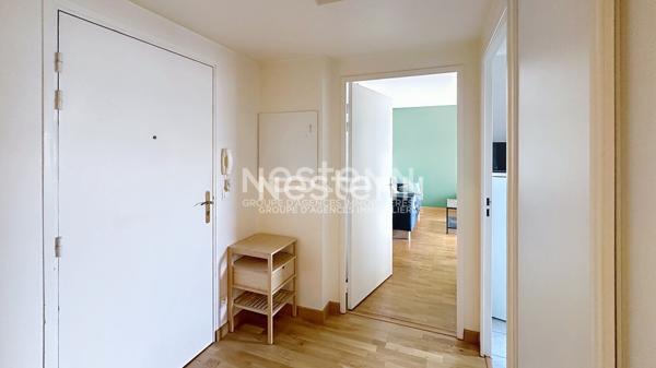 A louer : Appartement  3 pièces meublé de  63 m² avec balcon et parking s/sol