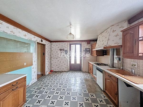 Propriété de charme à Courceroy - Deux maisons + dépendances sur 5 000 m²