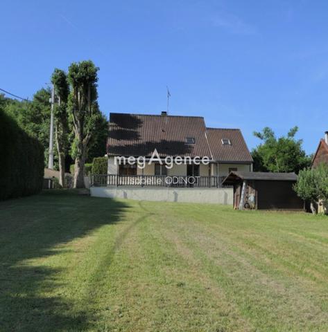Maison à PERDREAUVILLE, 78200 - 6 pièces 141m²