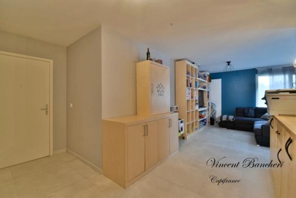 À vendre à Reignier – T4 avec terrasse, parking et cave