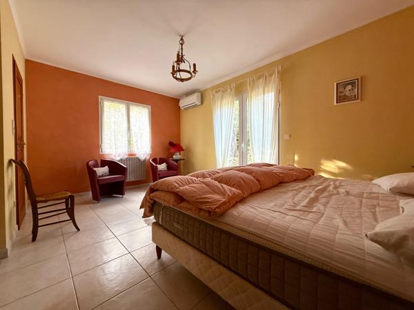 Lodève (34700) EXCLUSIVITÉ – LODÈVE – VILLA CONTEMPORAINE PLEIN SUD 154,28 m² + PISCINE + TERRAIN CLOS ET ARBORÉ 9 400 m² CON