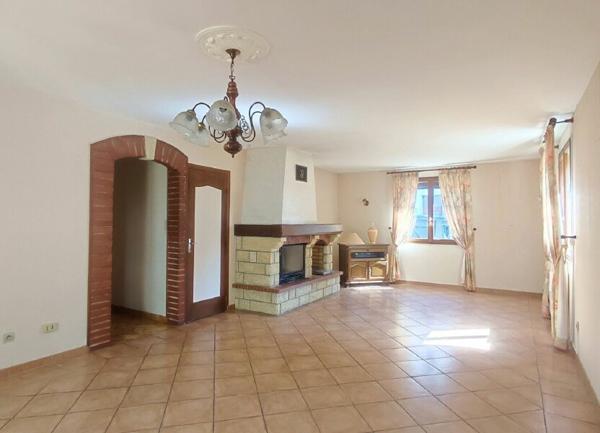 Maison à vendre    4 pièces •  Bresles